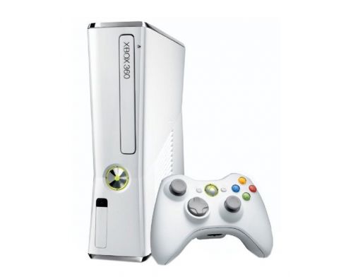 Фото №1 - Microsoft Xbox 360 Slim White 250 GB Freeboot  Б.У. (Гарантия 1 месяц)