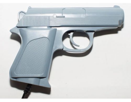 Фото №1 - Пистолет для Dendy PS1, PS2, PS3 Б.У.