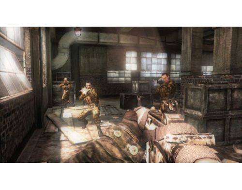 Фото №3 - Call of Duty: Black Ops Declassified PS Vita