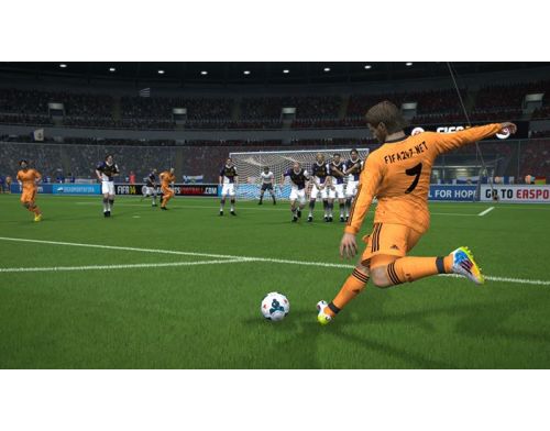 Фото №5 - FIFA 15 Xbox ONE ваучер на скачивание игры