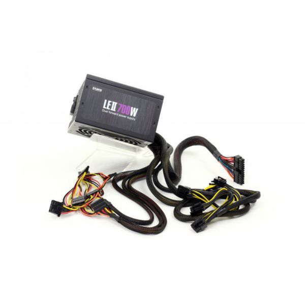 Блок питания ZALMAN ZM700-LE II 700W v.2.3, Fan 12см,78+, Retail фото №2