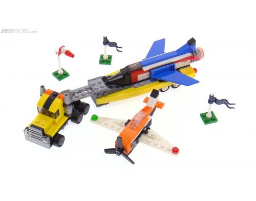 Фото №3 - LEGO Creator 	Пилотажная группа 31060