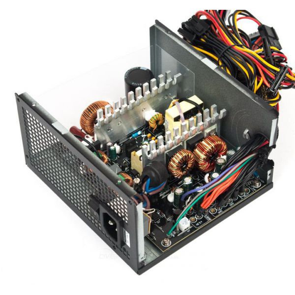 Блок живлення Chieftec 650s ATX фото №2