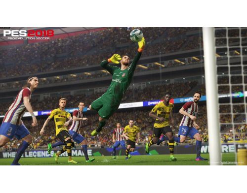 Фото №3 - Pro Evolution Soccer 2018 Legendary Edition Xbox One