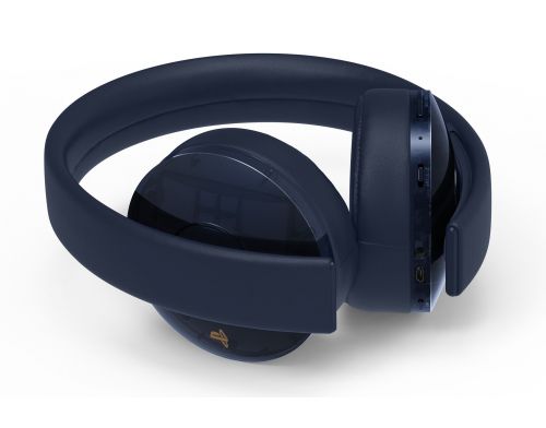 Фото №3 - PS4 Gold Wireless Headset 500 Million Limited Edition