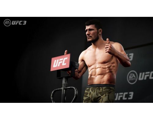 Фото №4 - FIFA 19 PS4 русская версия + UFC 3 PS4 русские субтитры + Cars 3 Driven to Win PS4 русские субтитры