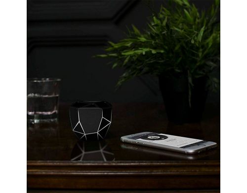 Фото №5 - Акустика XOOPAR - GEO SPEAKER (черная с белой LED-подсветкой, Bluetooth,моно)