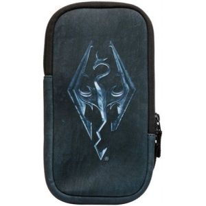 Чехол Nintendo Switch Skyrim Accessory Set Б/У