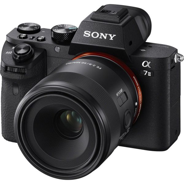 Объектив Sony SEL50M28 50mm f/2,8 Macro фото №3