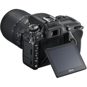 Фотоаппарат Nikon D7500 kit (18-140mm) VR (VBA510K002)