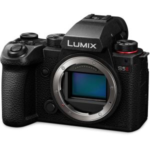 Фотоаппарат Panasonic Lumix S DC-S5 II kit S (20-60mm) (DC-S5M2KEE)