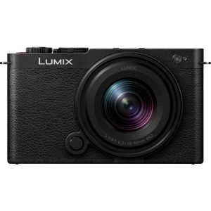 Фотоаппарат Panasonic Lumix DC-S9 kit 18-40mm Black
