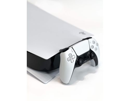 Ігрова консоль Sony PlayStation 5 White с Blu-Ray приводом 825 Gb + дод. джойстик Вживана фото №5