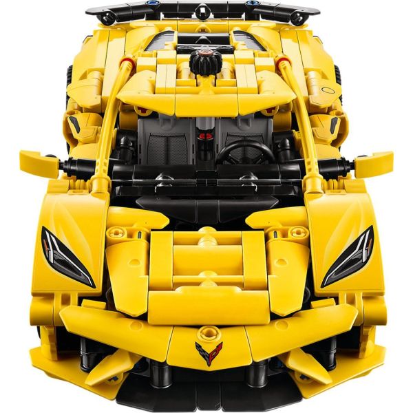 Блоковий конструктор LEGO Technic Chevrolet Corvette Stingray (42205) фото №4