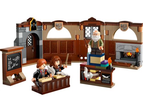 Блоковий конструктор LEGO Harry Potter Замок Гогвортс: урок чаклунства (76442) фото №3