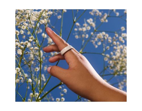 Смарт-кольцо Oura Ring 4 Ceramic Cloud Size 6 (JZ90-57460-06) фото №3