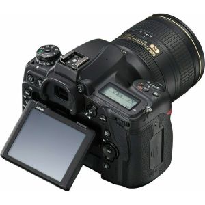 Зеркальный фотоаппарат Nikon D5 body (VBA460AE)
