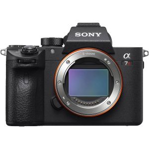 Беззеркальный фотоаппарат Sony Alpha A7R III body (ILCE7RM3)