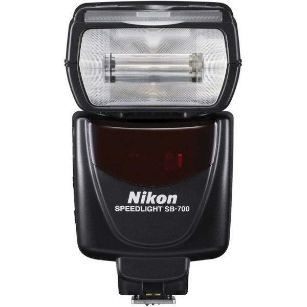 Вспышка Nikon Speedlight SB-700 фото №2