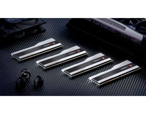 Память для настольных компьютеров G.Skill 32GB (2x16GB) DDR5 7200MHz Trident Z5 RGB (F5-7200J3445G16GX2-TZ5RS) фото №8