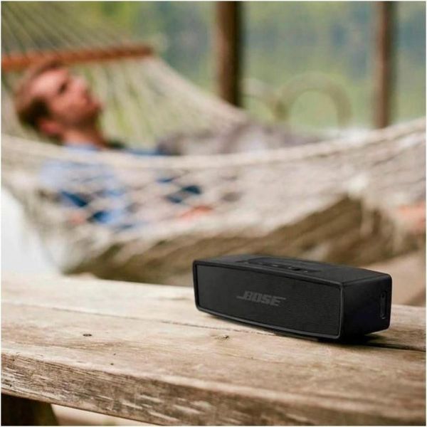 Портативная колонка Bose SoundLink Mini II Special Edition Black (835799-0100) фото №5