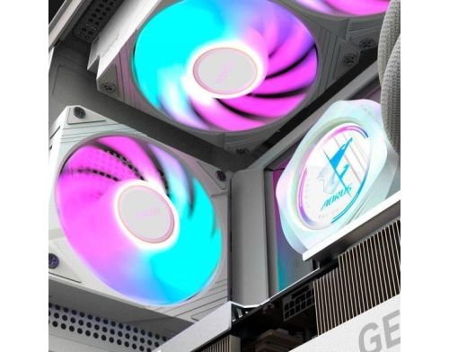 Вентилятор GIGABYTE AORUS EZ CHAIN ​​FAN 120 ICE 3-Pack (GP-ECFAN1203 ICE) фото №10