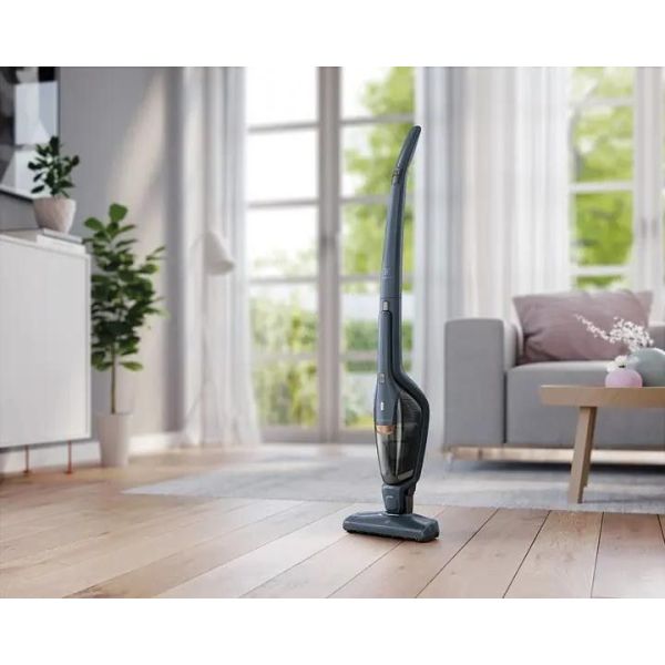 Вертикальный+ручной пылесос (2в1) Electrolux Ergorapido Classic EERC75DB фото №2