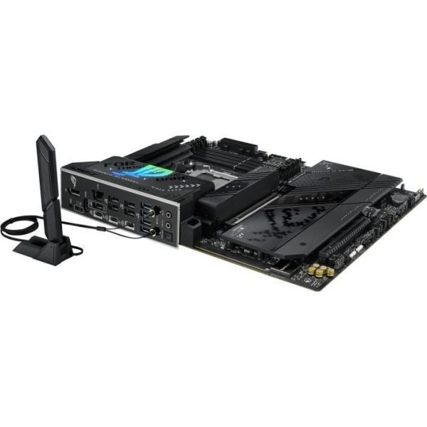 Материнская плата ASUS ROG STRIX X870-F GAMING WIFI фото №5